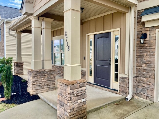Photo - 8758 Crenshaw Dr