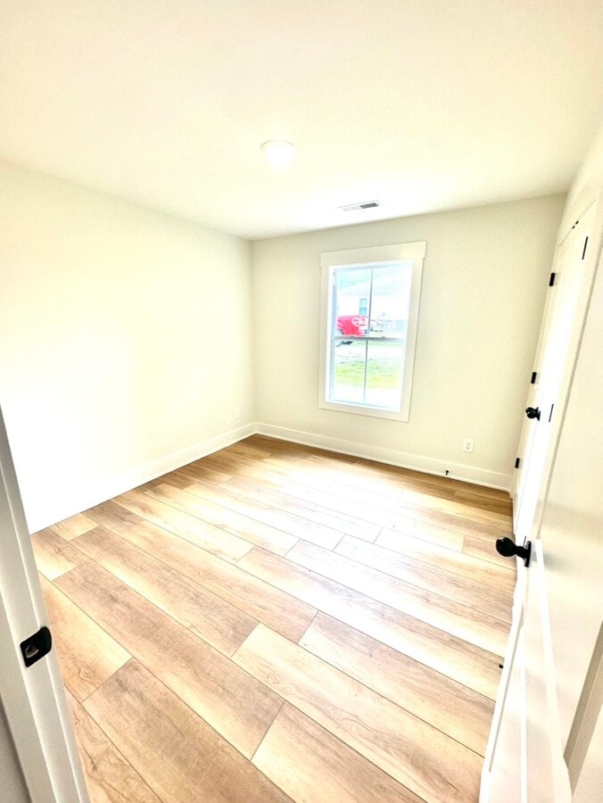 Photo - 338 Woods Rd