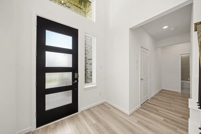 Photo - 9630 Haven Bend Ln