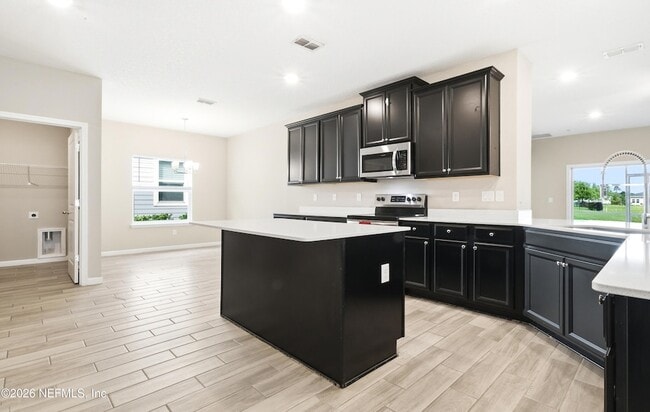 Photo - 2730 White Cedar Ln