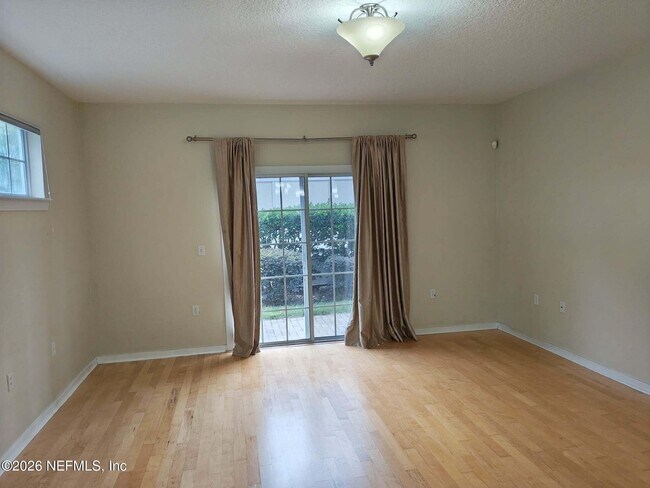 Photo - 11368 Estancia Villa Cir