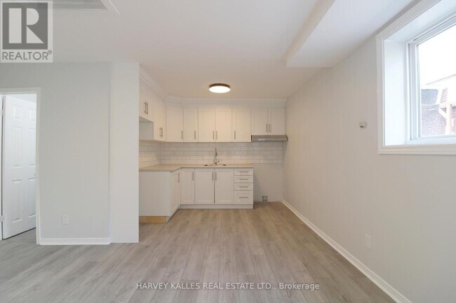 Photo - 201 Augusta Ave