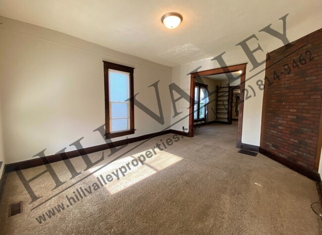 Photo - 229 S 17th St