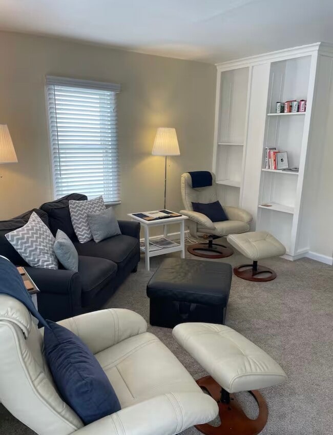 Photo - 213 S 7th St