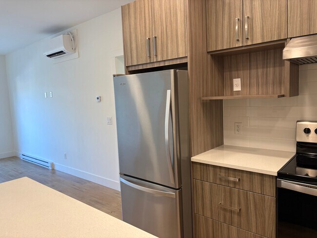 Photo - 1036 Coronation Ave Unit 107