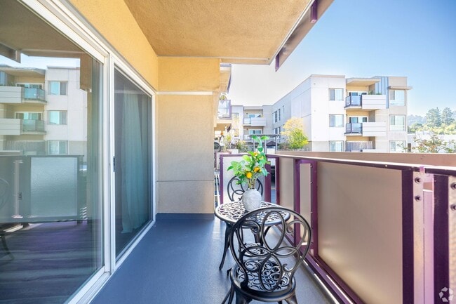 Photo - 3400 Cahuenga Blvd Los Angeles, CA 90068