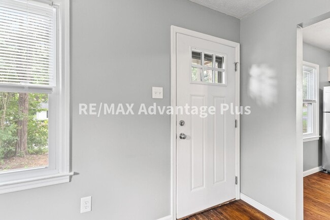 Photo - 2-Bedroom Home Walking Distance to Longwood University