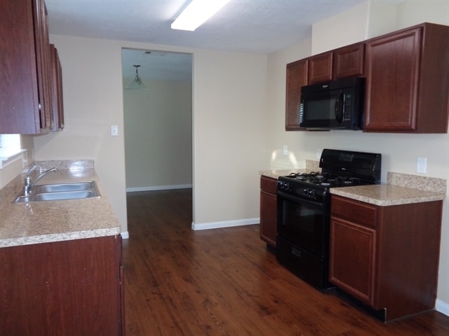 Photo - 3306 Maris Way