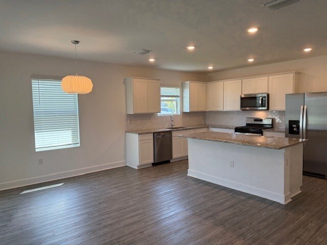 Photo - 42455 Cascade Dr