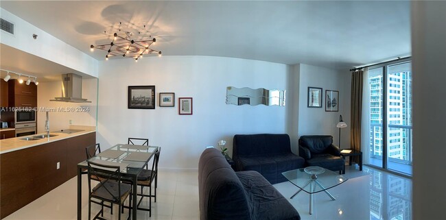 Photo - 485 Brickell Ave
