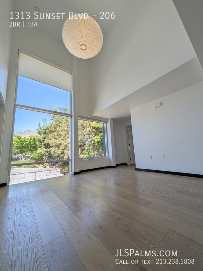 Photo - 1313 Sunset Blvd Unidad 206