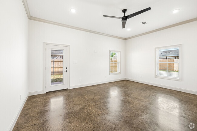2BR, 2BA - 1,192SF - Living Room