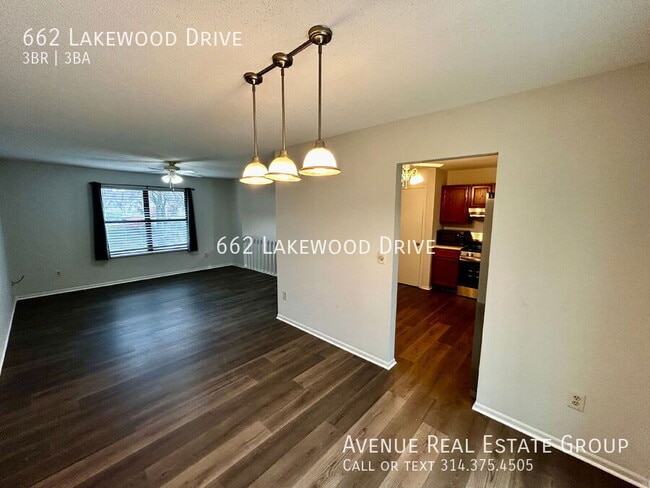 Photo - 662 Lakewood Dr