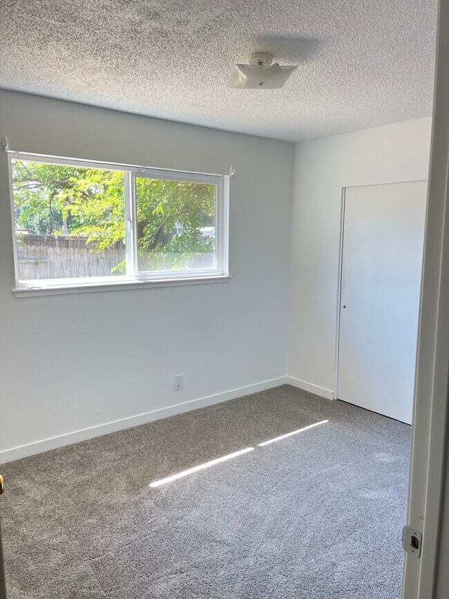 Photo - 7501 St Philomena Way