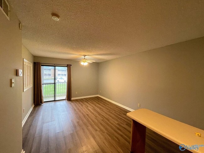 Photo - 6634 Willow Pointe Dr NW Unidad F