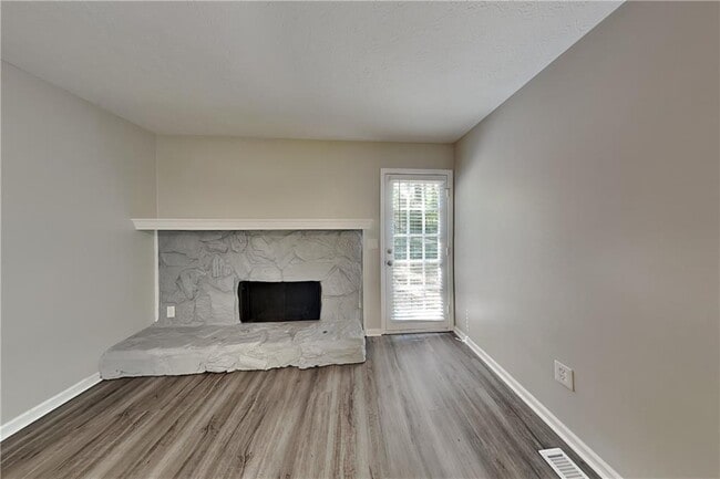 Photo - 6319 Sherrian St