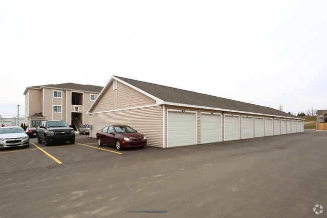 Apartments At Sauk Trail
