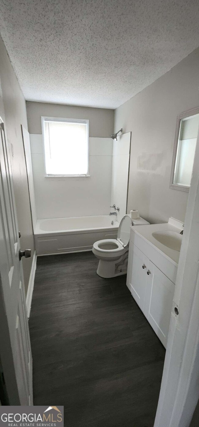 Photo - 812 Edwards Ave