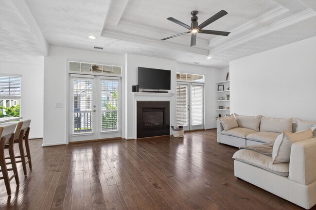 Photo - 207 Hearthstone Rch