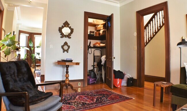Photo - 31 Fairfield St Unit 3
