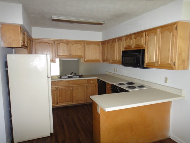 Photo - Harmon Estates Duplex Available This August!