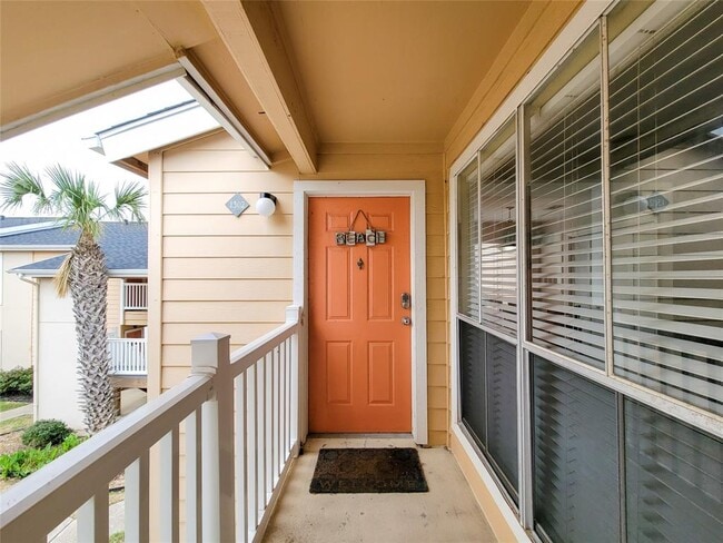 Photo - 3506 Cove View Blvd Unidad 1302 Rental