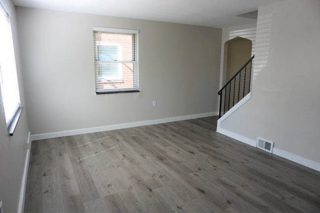 Photo - 3205 Glendale Ave