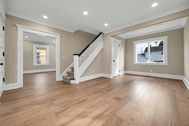 Photo - 25 Marinus St