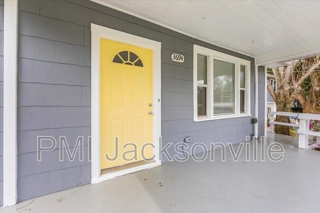 Photo - 3694 Grandy Ave