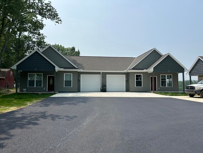 Photo - 3059 Torrid St