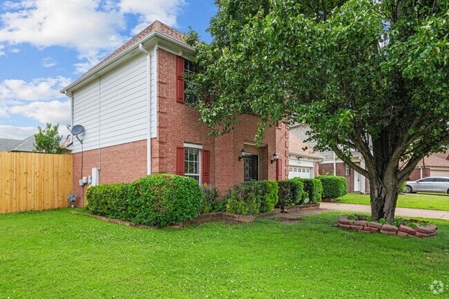 Building Photo - 3903 Caprice Dr Rental