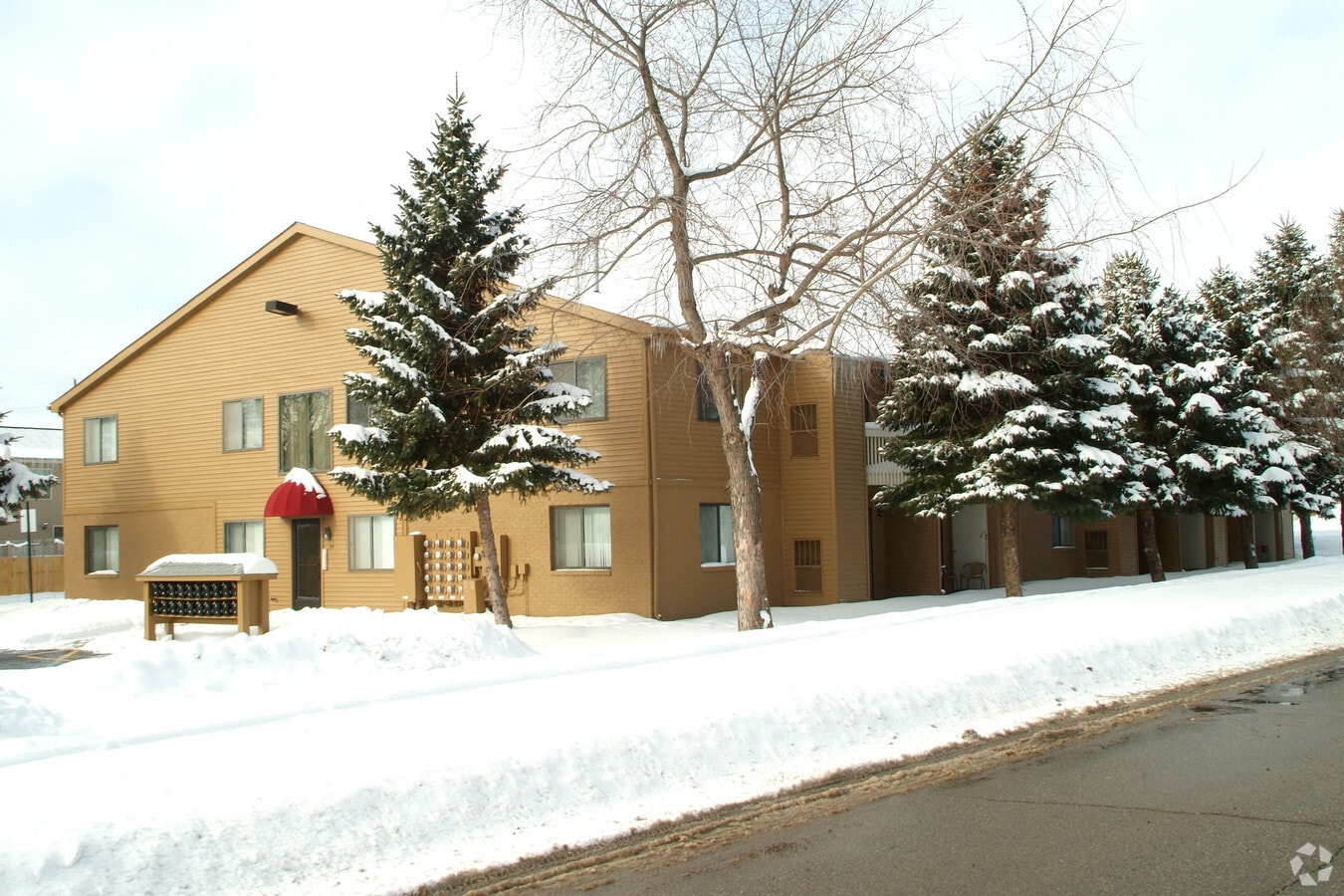 Village Apartments At Oxford - Village Apartments At Oxford