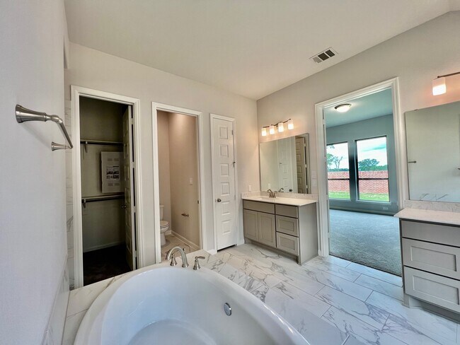 Photo - 1351 Park Path Dr