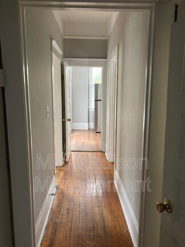 Photo - 1203 E Henry St