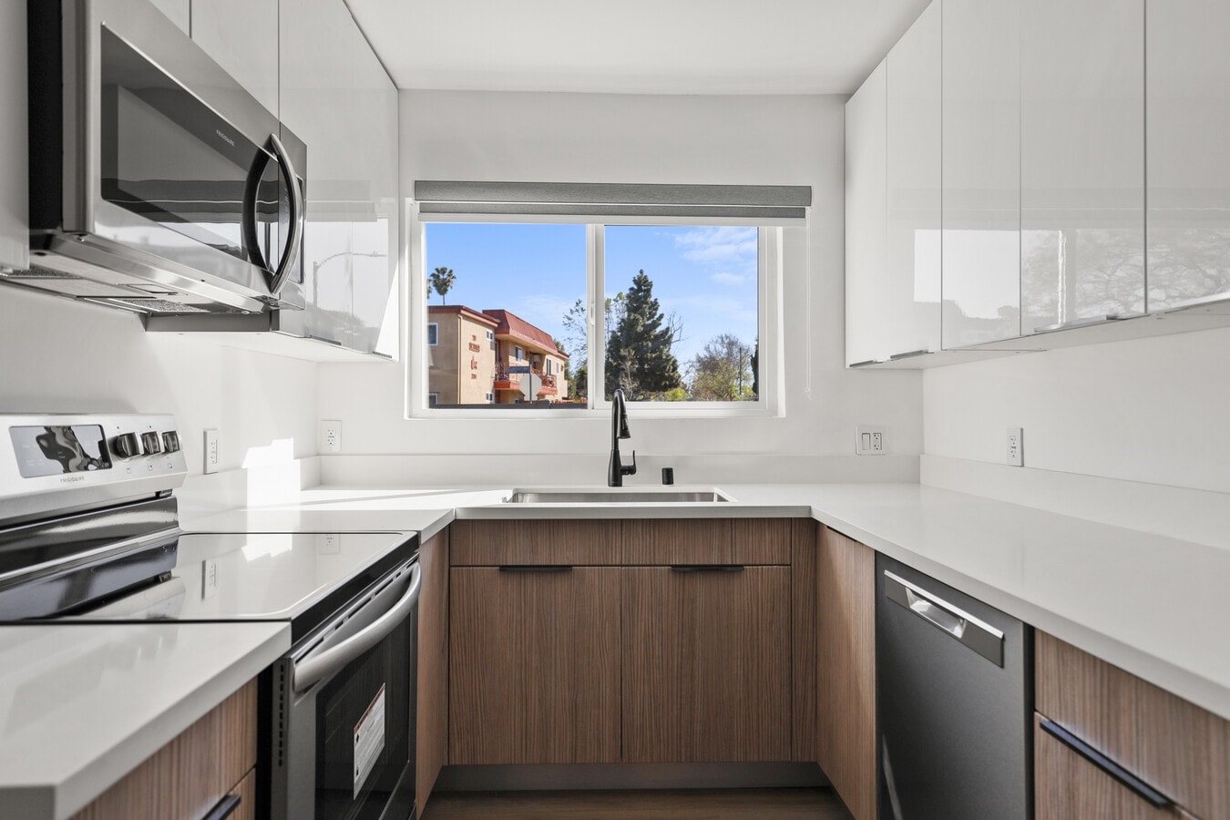 8777 Cadillac Ave. - 8777 Cadillac Ave. Unit 1