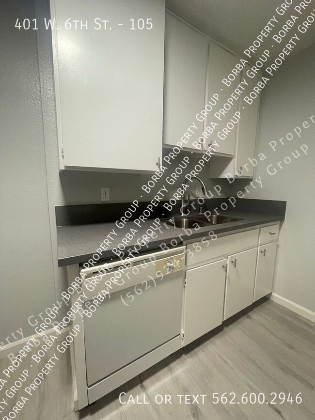 Photo - 401 W 6th St