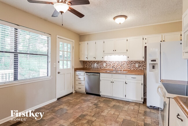 Photo - 1312 Whirlaway Cir