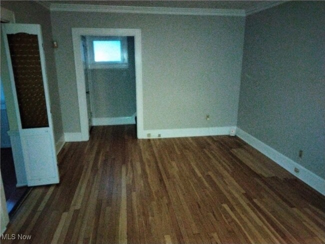 Photo - 7608 Ridgefield Ave