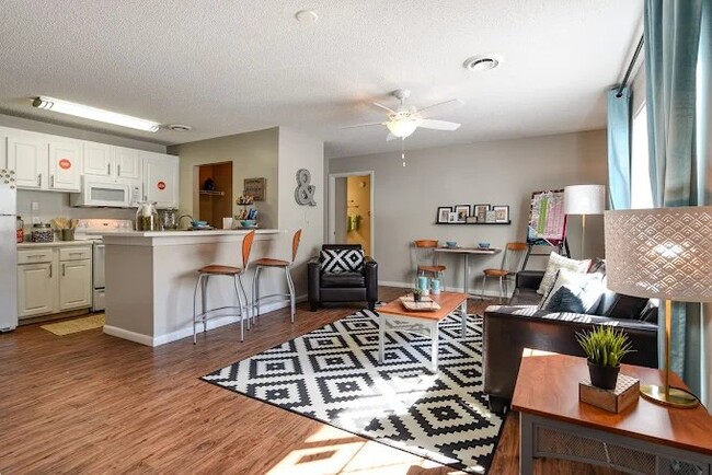 Photo - 301 Lippencott St Unit TBD