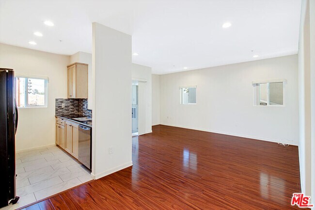 Photo - 12132 Hart St Unit 203