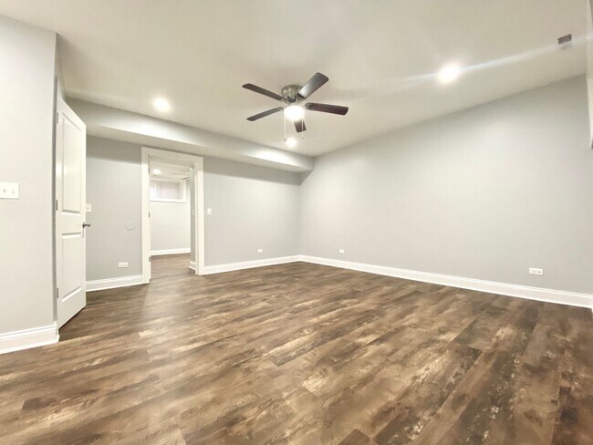Photo - 4506 N Sheridan Rd Unit 4506-Garden