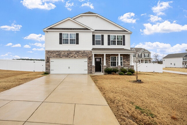 Photo - 68 Black Crk Dr