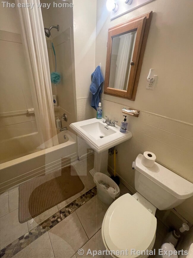 Photo - 23 Curtis St Unit #2