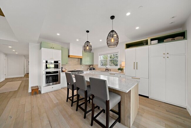 Photo - 144 Linden St Unit 2