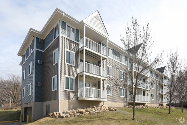 Woodland Park Apartments