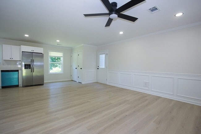 Photo - Available Now! Newly Renovated Ranch! 3 Bedroom 2 Bathroom