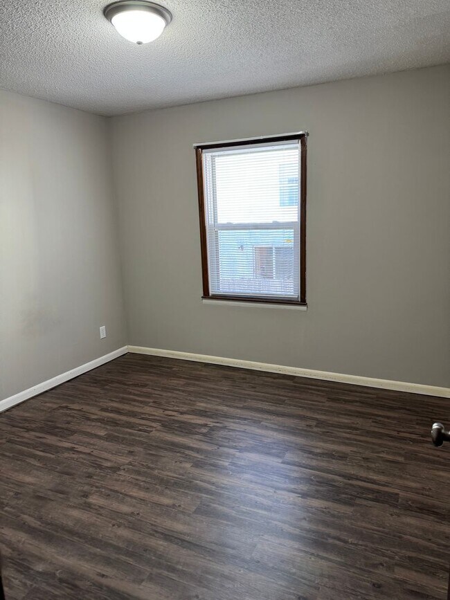 Photo - 1BR/1BA East Campus - Short Distance to Campus!! Unit 6