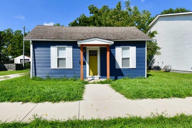 Photo - 218 N Jefferson St