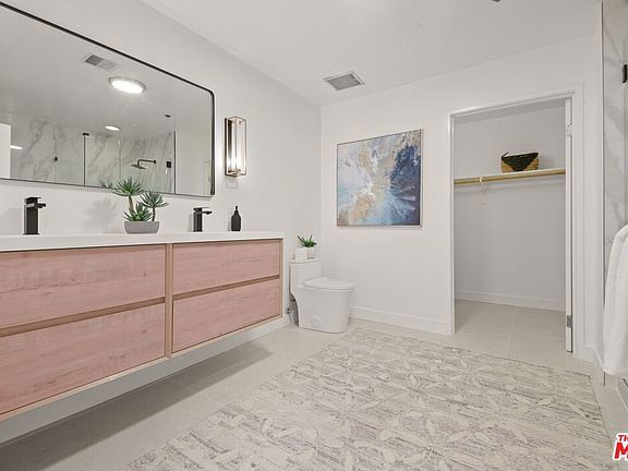 Photo - 1130 Flower St Unidad 18