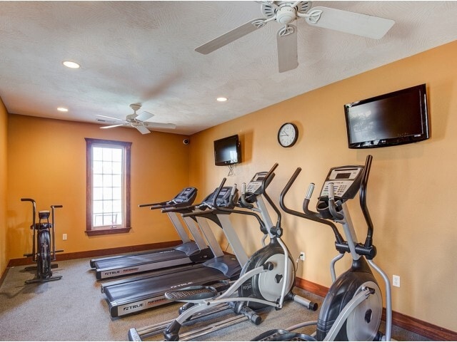Fitness Center - Embassy Ozark